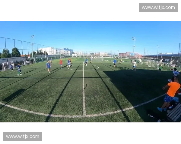 遵义足球赛事精彩回顾展现地方足球风采与发展潜力 遵义足球赛事精彩回顾展现地方足球风采与发展潜力